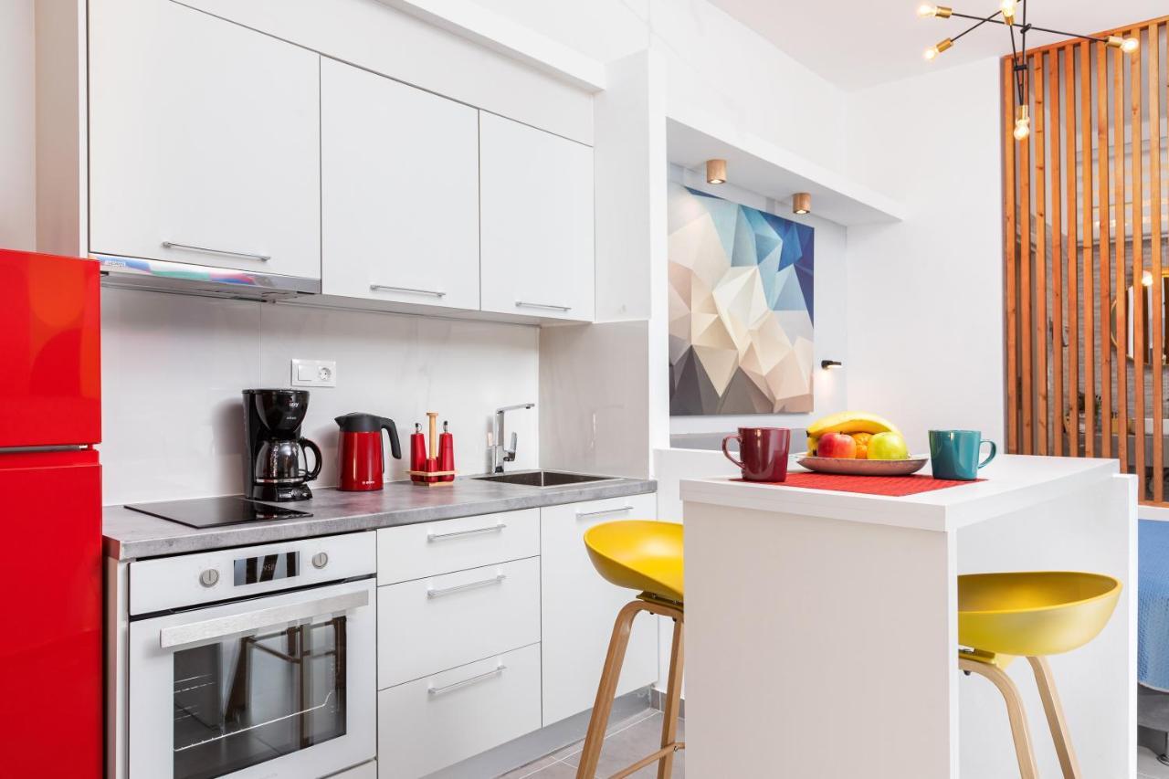 Theo's Cozy Apartment's Near Athens Airport *