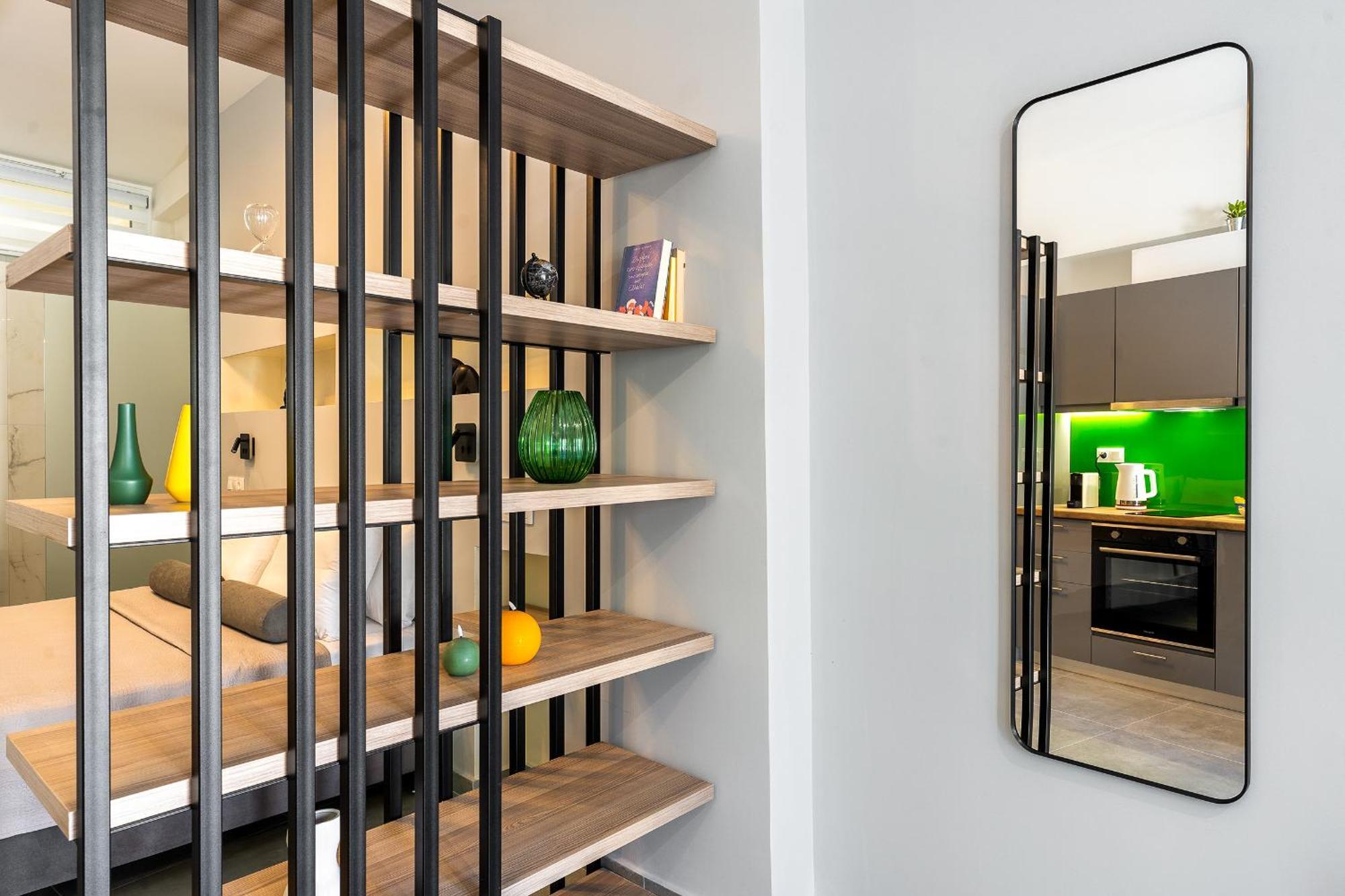 Daire Theo's Cozy Apartment's Near Athens Airport Spáta